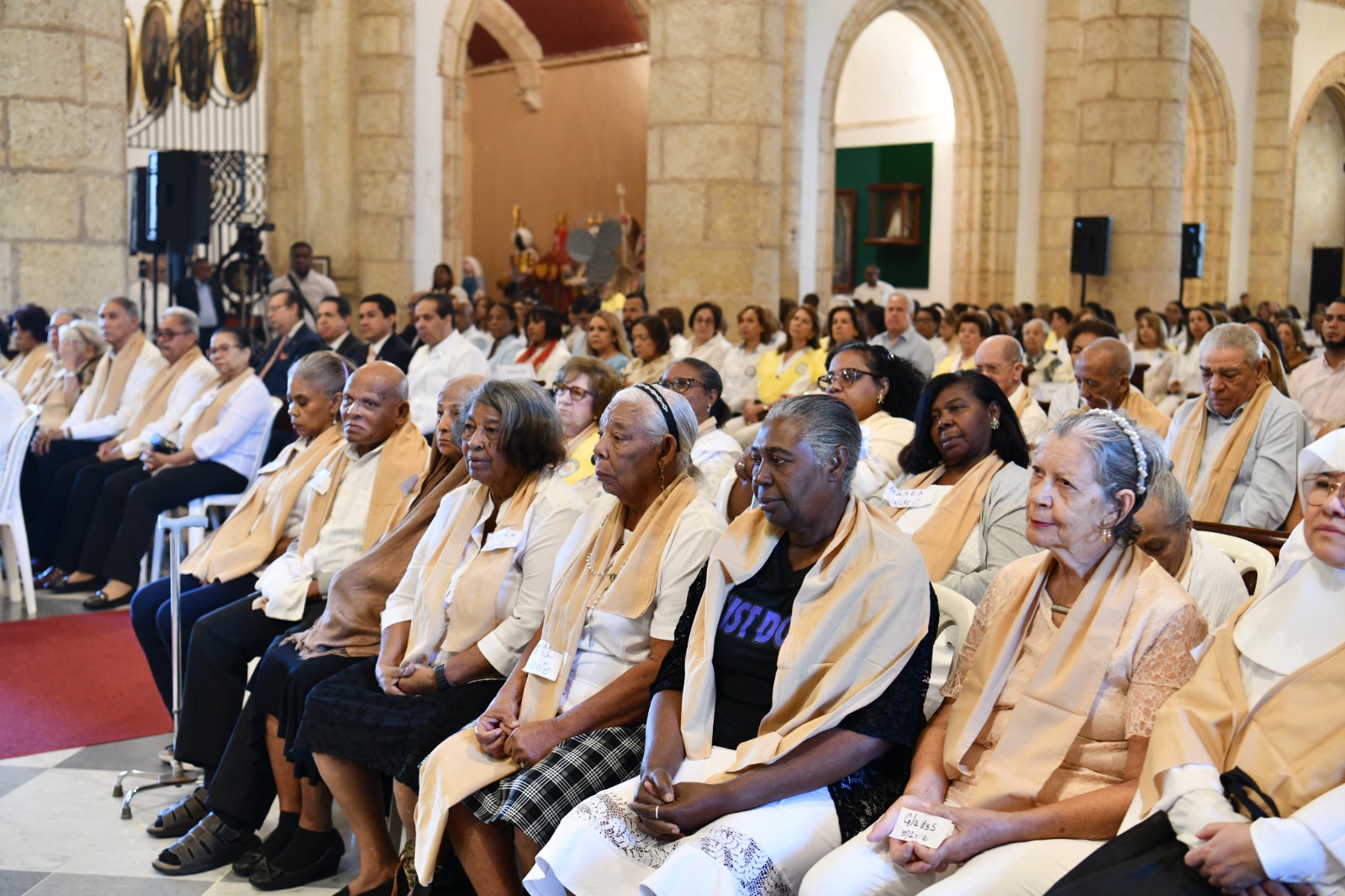 Arzobispo Morel Diplán preside eucaristía por la XXXIV Jornada Mundial del Enfermo en la Catedral Primada de América La Pastoral de la Salud de la Arquidiócesis de Santo Domingo desarrolló un amplio programa de acciones, impactando a más de 143,000 personas, en su mayoría pacientes en condición de vulnerabilidad, a través de 4,100 entes eclesiales y de salud.