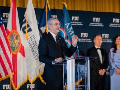 Luis Abinader retorna al país tras agenda académica e institucional en Miami