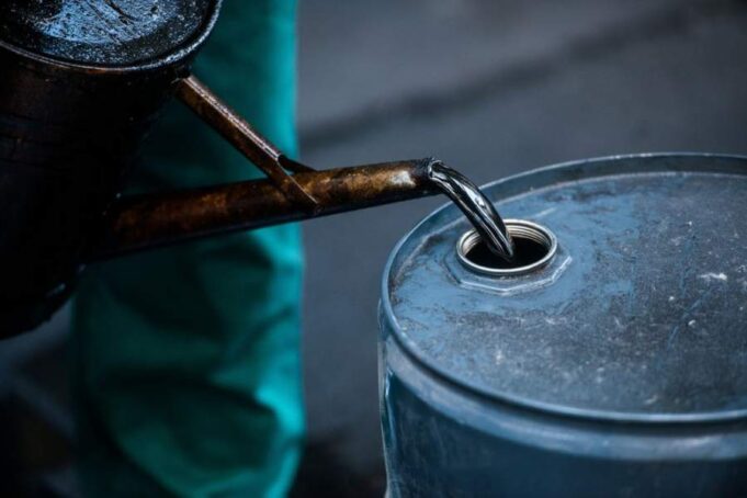Petróleo supera los US$108 tras aplazamiento de posible ataque de EE.UU. contra Irán