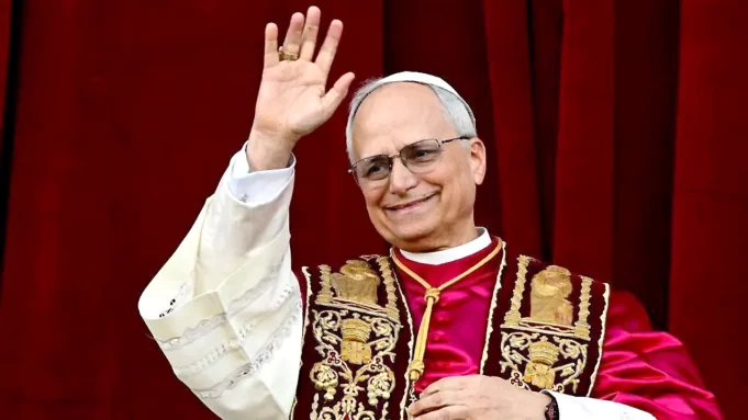 Papa León XIV recibe acreditación para su viaje apostólico a España en 2026