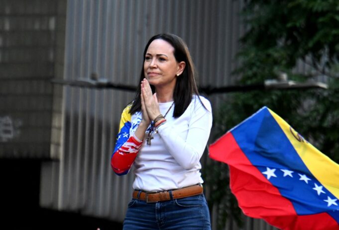 María Corina Machado celebra liberación de expolicías tras 23 años presos en Venezuela