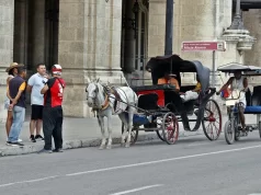 Turismo en Cuba cae casi 56 % en lo que va de 2026