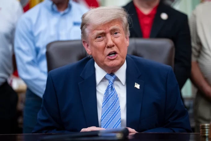 Trump dice conflicto con Irán podría resolverse “pronto”