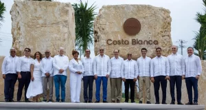 Abinader anuncia inversión de RD$20 mil millones para transformar Boca Chica