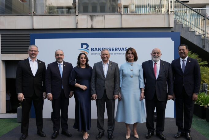 Banreservas reúne a la diáspora dominicana en España previo a feria inmobiliaria en Madrid