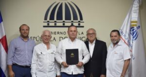 Gobierno amplía subsidio a fertilizantes y supera RD$2,151 millones para sostener producción agrícola