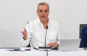 Abinader pasa balance a obras en Santiago durante Consejo de Ministros
