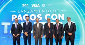 Abinader lanza plataforma de pagos con tarjetas en Aduanas