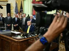 Trump aprueba inversión en ‘hermoso y limpio carbón’ con dos nuevas plantas en EEUU