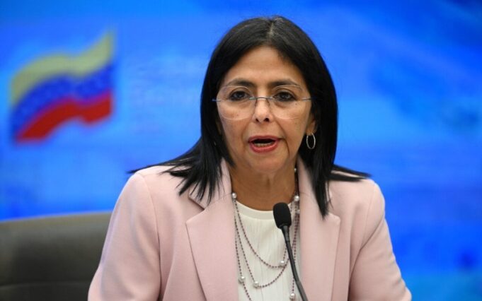 Delcy Rodríguez afirma que rescatar a los sobrevivientes es la prioridad en Venezuela