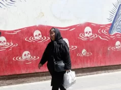 Irán afirma que solo Teherán puede normalizar el tránsito por el estrecho de Ormuz