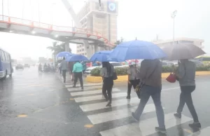 Polvo del Sahara y vaguada provocarán aguaceros aislados este lunes