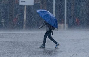 Vaguada y onda tropical provocarán aguaceros y tormentas eléctricas este domingo en varias provincias