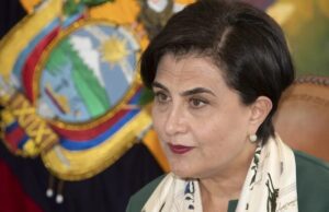Renuncia la canciller de Ecuador; Roberto Kury asume como reemplazo
