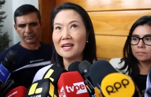 Keiko Fujimori mantiene ligera ventaja en el conteo presidencial