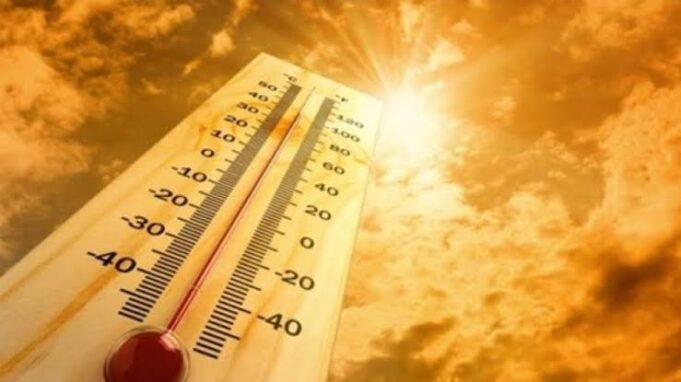 Predominará el sol y el polvo del Sahara este martes
