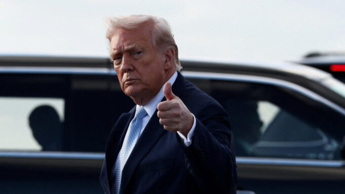Trump lanza nueva advertencia a Irán por programa nuclear