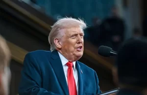 Trump amenaza a Irán con nuevos bombardeos si incumple el acuerdo