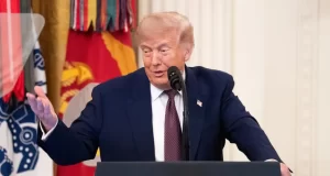 Trump asegura que Irán no recibirá fondos de Estados Unidos