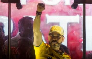 Abelardo de la Espriella se declara presidente electo en redes sociales