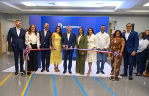 Banreservas inaugura nueva oficina de negocios en Plaza Paseo 27 de Santo Domingo Oeste