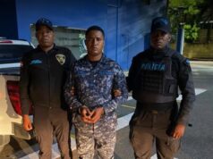 Policía entrega al MP a cabo implicado en la muerte de joven en Herrera