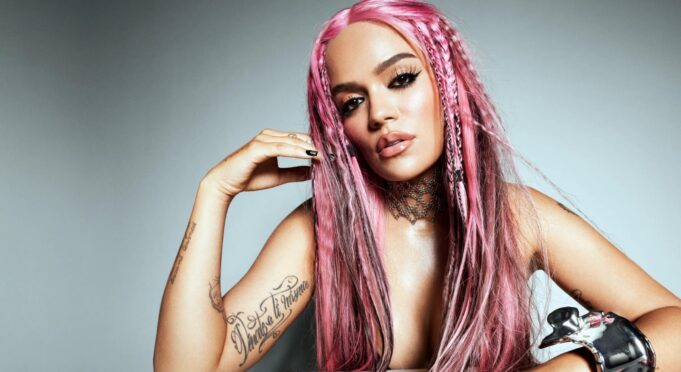 Karol G sorprende con el anuncio de su nuevo álbum «No me arrepiento de sentir tanto»