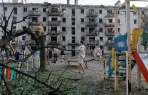 Sube a 17 el número de muertos tras ataque masivo ruso contra Kiev
