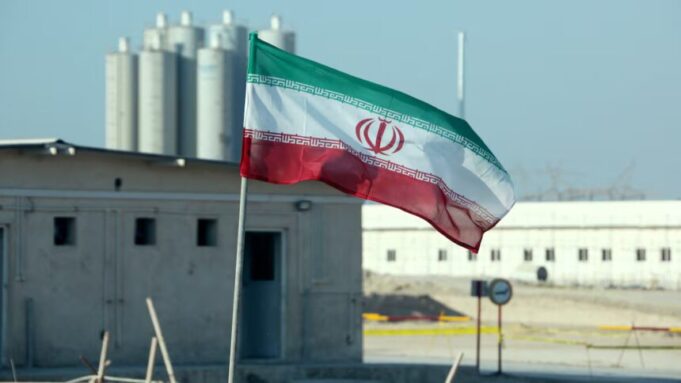 Irán denuncia ataque de EE.UU. contra central nuclear en construcción