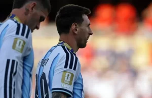 Messi regresa a Argentina tras el Mundial y se refugia en Rosario