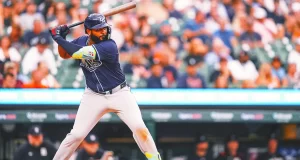 Tres dominicanos van por titular en MLB