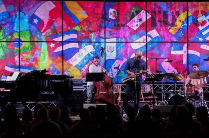 Santo Domingo Jazz Festival cierra julio con fusión afrocaribeña en la Ciudad Colonial