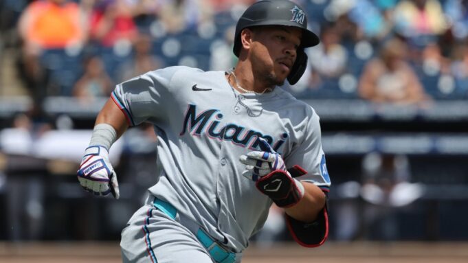 Heriberto Hernández llega a 14 jonrones y establece marca personal en MLB
