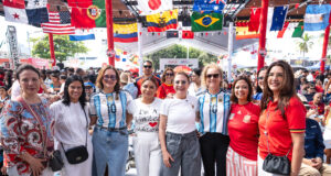 Carolina comparte con ciudadanos la final del Mundial en el Malecón Deportivo