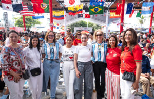 Carolina comparte con ciudadanos la final del Mundial en el Malecón Deportivo