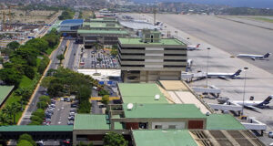 El aeropuerto Simón Bolívar de Venezuela reabrirá el 5 de agosto para operaciones de carga