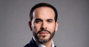 Abelardo de la Espriella asume la Presidencia de Colombia con el reto de sanear las finanzas públicas