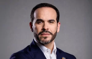 Abelardo de la Espriella asume la Presidencia de Colombia con el reto de sanear las finanzas públicas