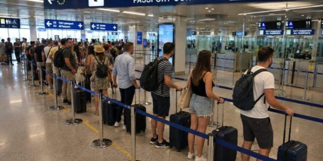 Italia cumple una semana de controles a los viajeros que proceden de España