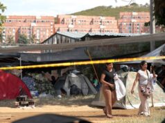 Unas 200 familias siguen durmiendo en carpas en Cali por temor a regresar a sus viviendas tras el terremoto