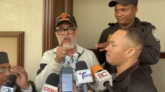 Roberto Fulcar y Ángel Martínez regresan a los tribunales por querella de difamación