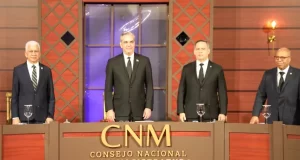 Abinader convoca al Consejo de la Magistratura para evaluar 11 jueces del Tribunal Supremo