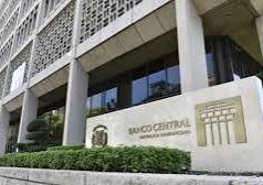 Banco Central mantiene tasa en 5.25% mientras vigila el conflicto en Medio Oriente