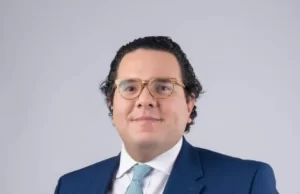 Abinader nombra a Víctor Livio Cedeño Brea como nuevo superintendente de Bancos