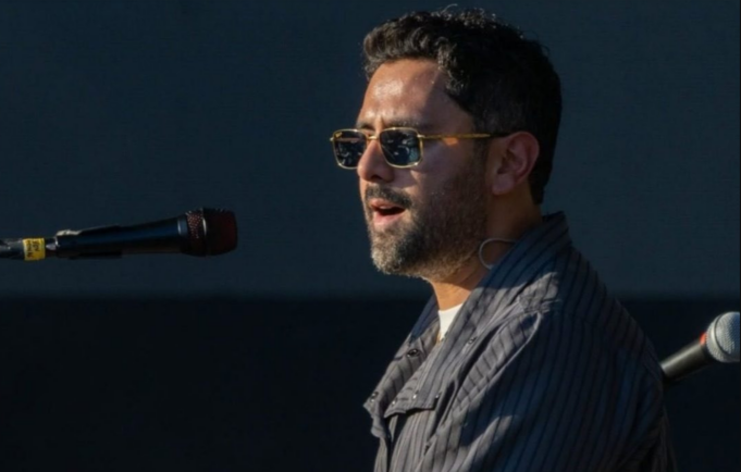 Matan a tecladista de Camilo Séptimo junto a su familia en un residencial de México