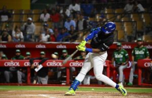 Toros del Este vs. Tigres del Licey en el Quisqueya a las 7:30